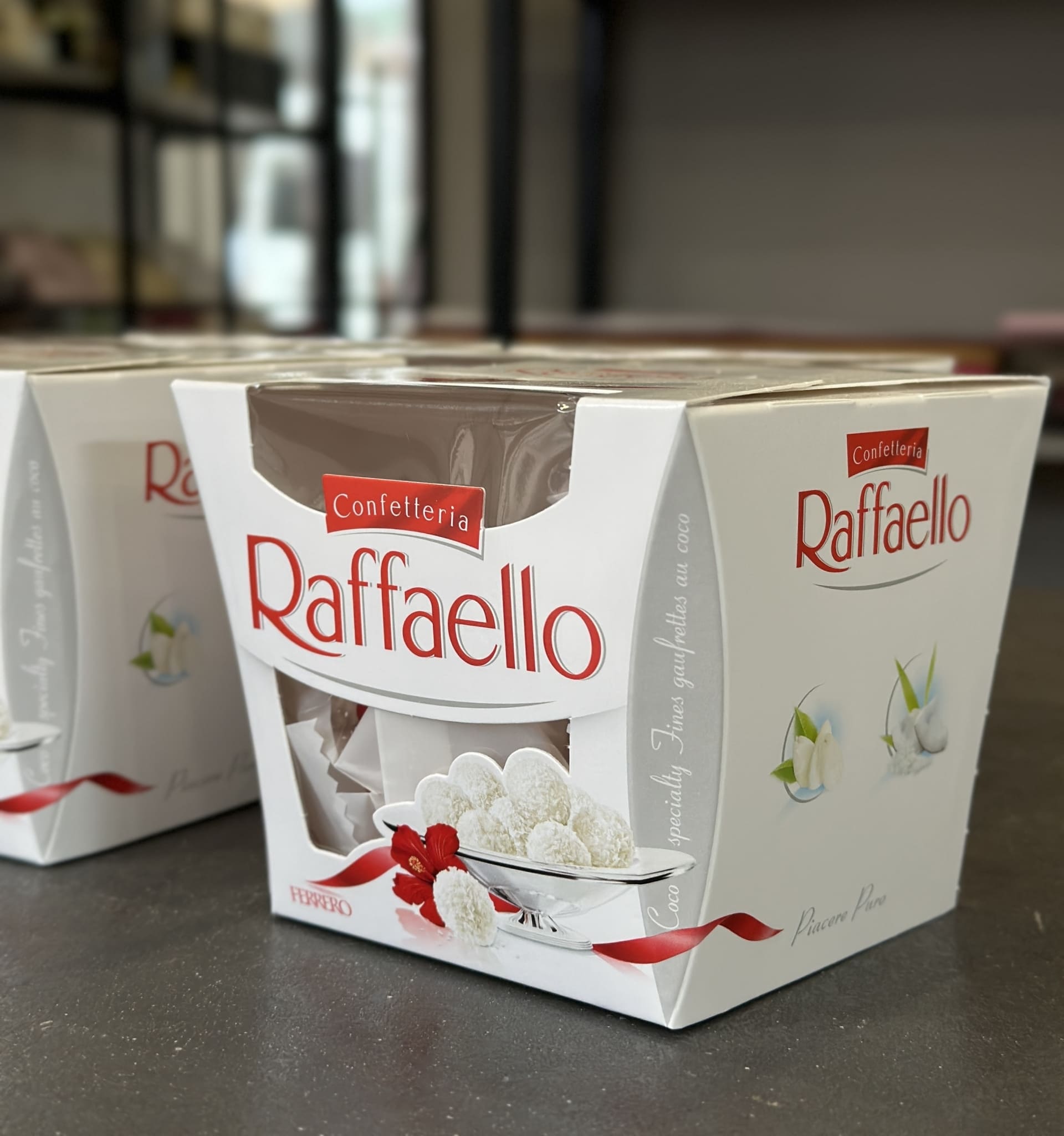 korobka-konfet-«raffaello»